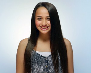 1426265888_jazz-jennings-zoom