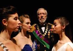 King Lear and his three daughters.