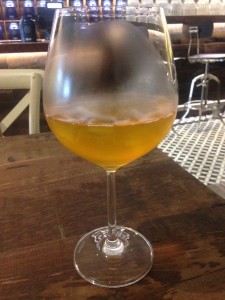 Jasmine Iced tea, served on a gigantic wine glass at Ticety Bar. Photo by: Donatela Vacca.