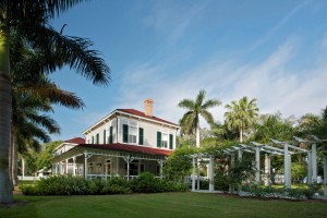 Thomas Edison remodeled the Edison Guest House in 1906 as a place for visitors to stay. It includes a family room, dining room and kitchen (Photo courtesy of Edison & Ford Winter Estates).